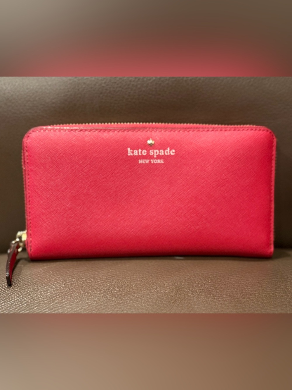 Kate Spade Leather Zip-Around Continental Wallet - EUC